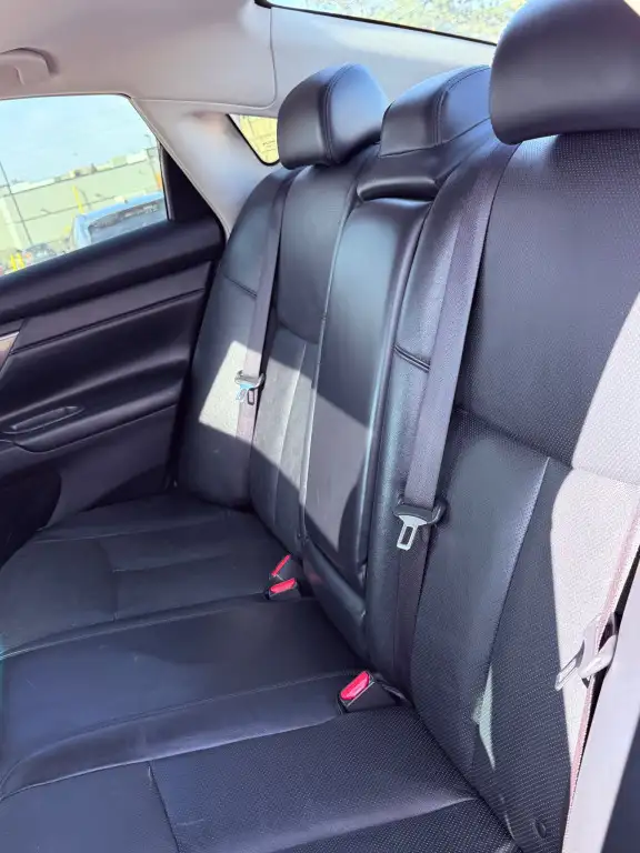 2013 Nissan Altima 4dr Sedan I4 CVT 2.5 - Photo 10