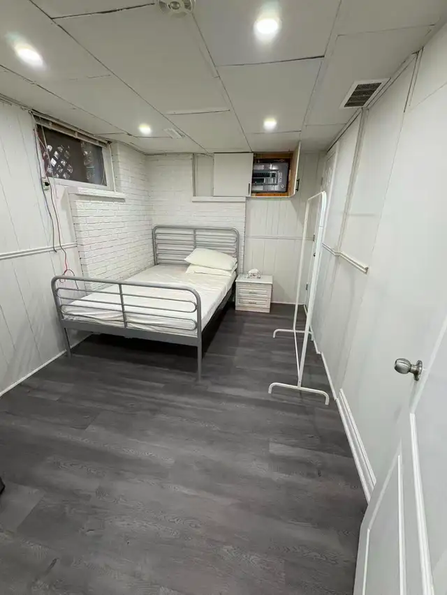 大统华附近房间出租及basement 整个套间出租 - Photo 3