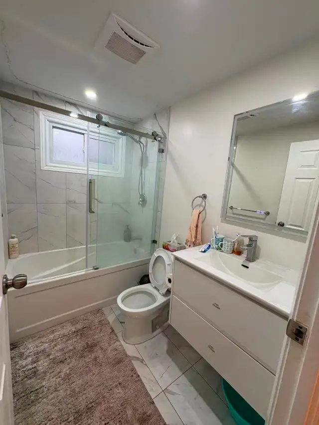 大统华附近房间出租及basement 整个套间出租 - Photo 4