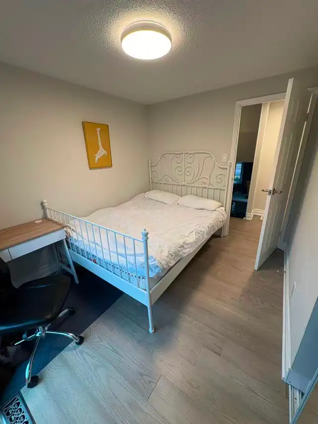 大统华附近房间出租及basement 整个套间出租 - Photo 6