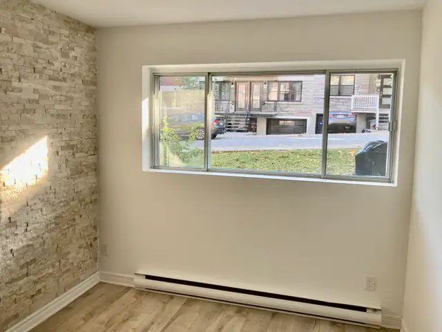 200m du metro Joliette ! libre immédiatement! - Photo 2