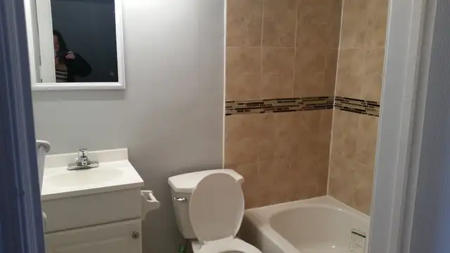 Nice Bedroom Near Mohawk College_Female only AC Included - Photo 3