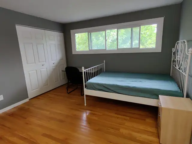 Master Bedroom Summer sublet from May to August
