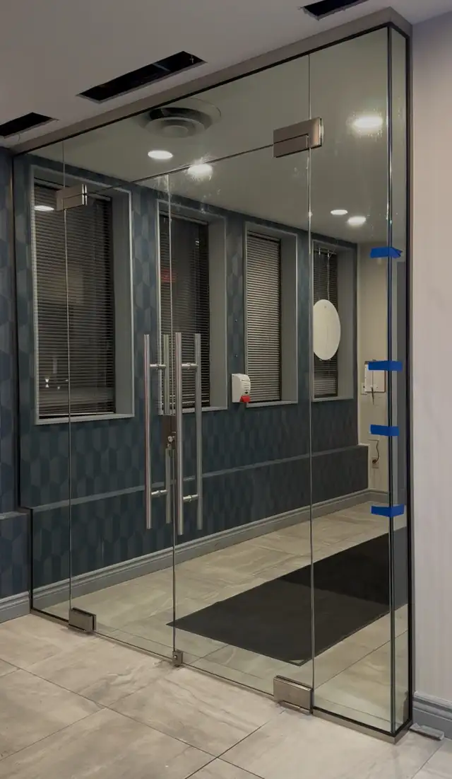 DECK RAILING STAIR RAILING PORCH ENCLOSURES GLASS PARTITION ETC. - Photo 4