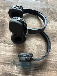 New Bee noise cancelling headphones