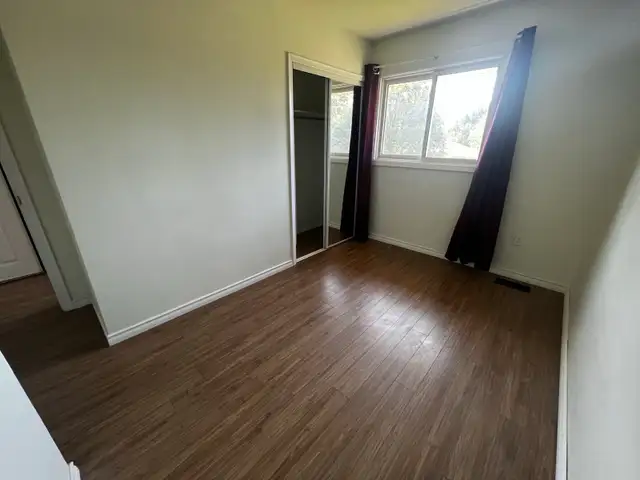 3 bedroom house for rent near fanshawe college London main campu - Photo 4