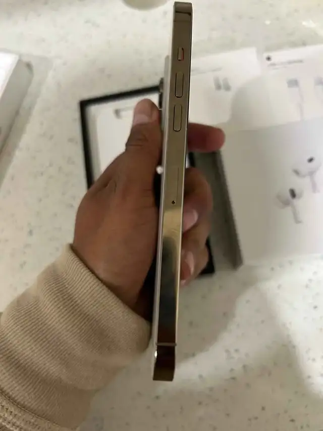 iPhone 14 Pro Max 256gb Airpods/Adapter/Delivery - Photo 2