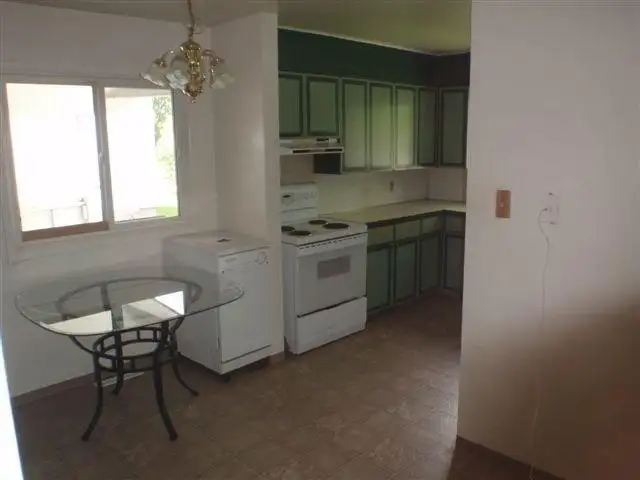 Just beside U of M,  3 bedrooms whole house for rent - Photo 3