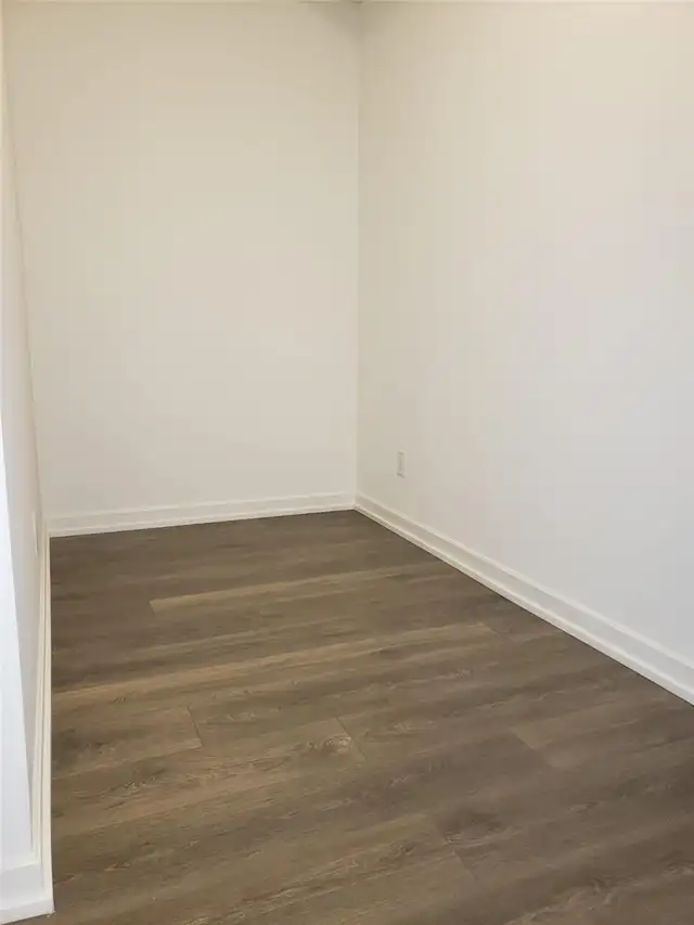 Fairview Mall Condo - Photo 5