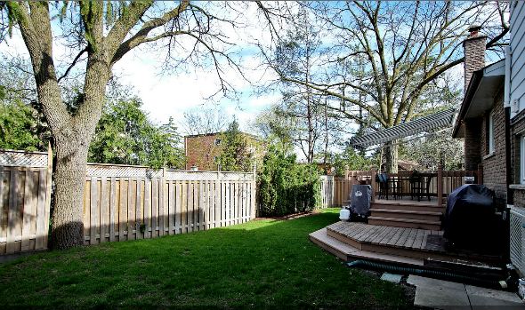 Three (3) Bedroom Detached House for Rent- Richmond Hill - Photo 7