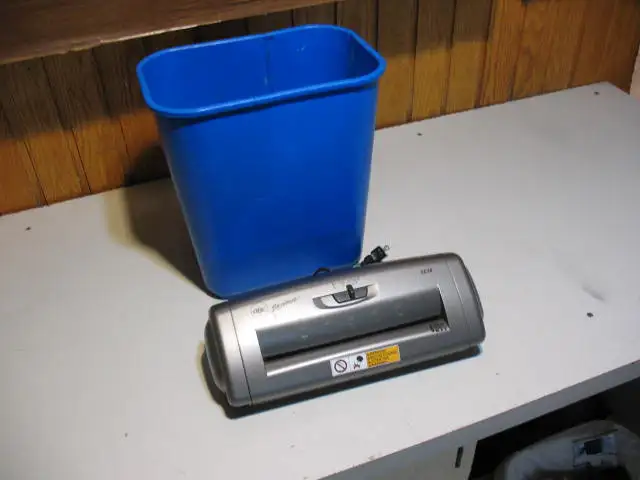 6 Sheet Paper Shredder, with Basket - Photo 8