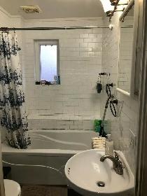 3 Bdrm House-Oakwood LRT/St. Clair W. & Cedarvale Subways - Photo 5