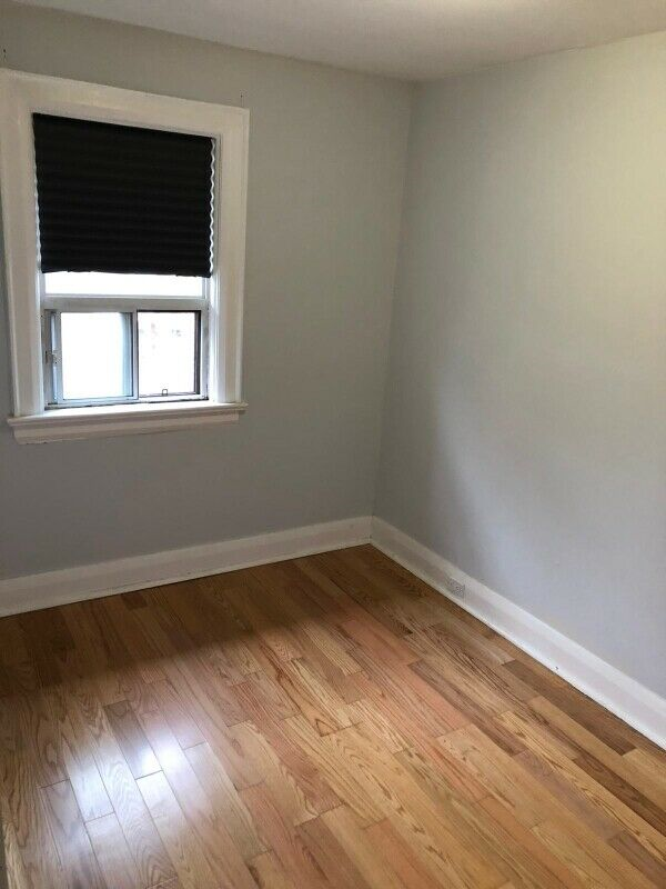 3 Bdrm House-Oakwood LRT/St. Clair W. & Cedarvale Subways - Photo 6