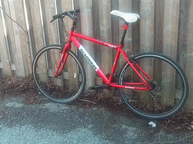 Schwinn Circuit Hybrid Commuter Bike for sale