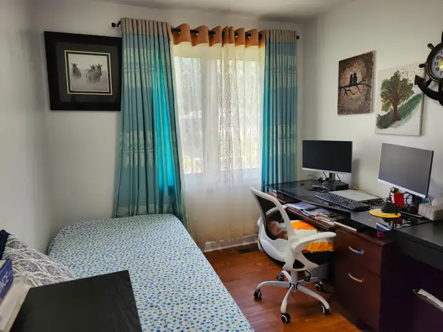 House for Rent (Main Floor) Near Kennedy Subway Station - Photo 9