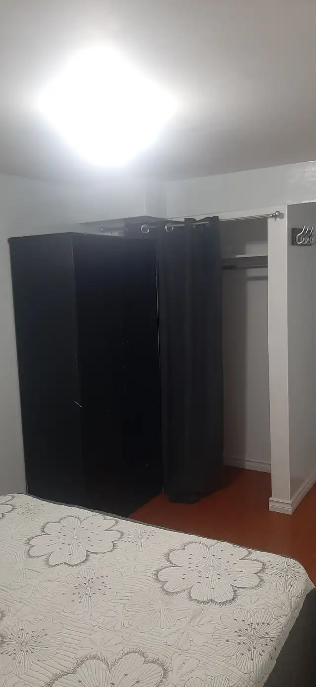 Room for rent - Photo 4