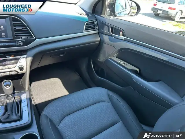 2017 Hyundai Elantra GLS 4Dr Sedan - Photo 22