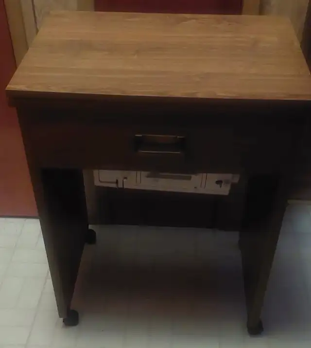 kenmore Sewing Machine - Photo 2