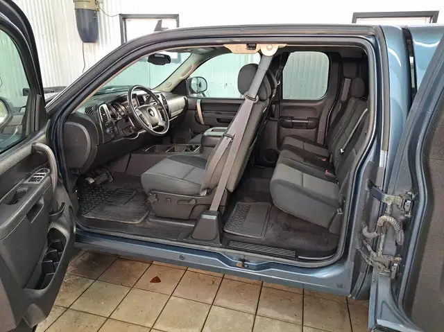 Chevrolet Silverado 1500 4 RM, Cabine allongée, 143,5 po, LT 201 - Photo 5