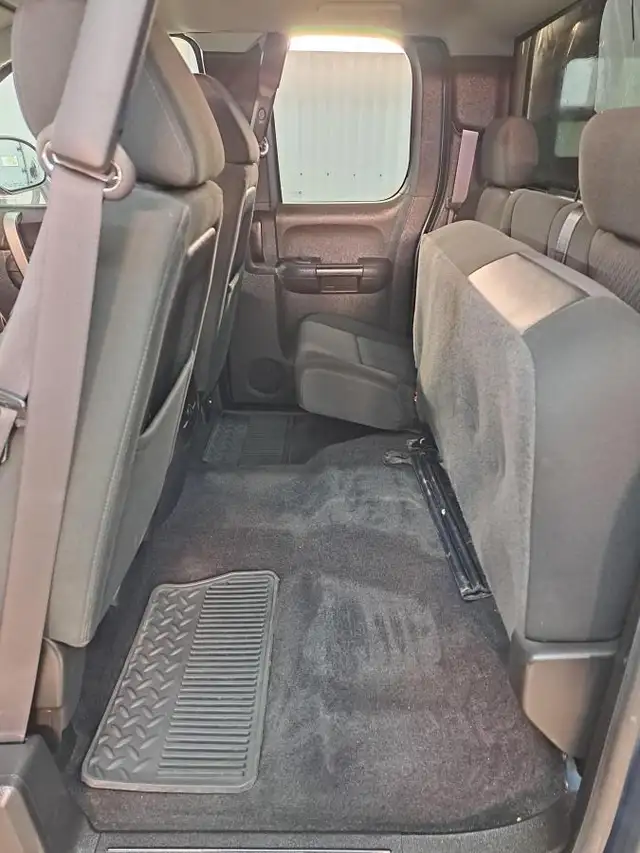 Chevrolet Silverado 1500 4 RM, Cabine allongée, 143,5 po, LT 201 - Photo 6