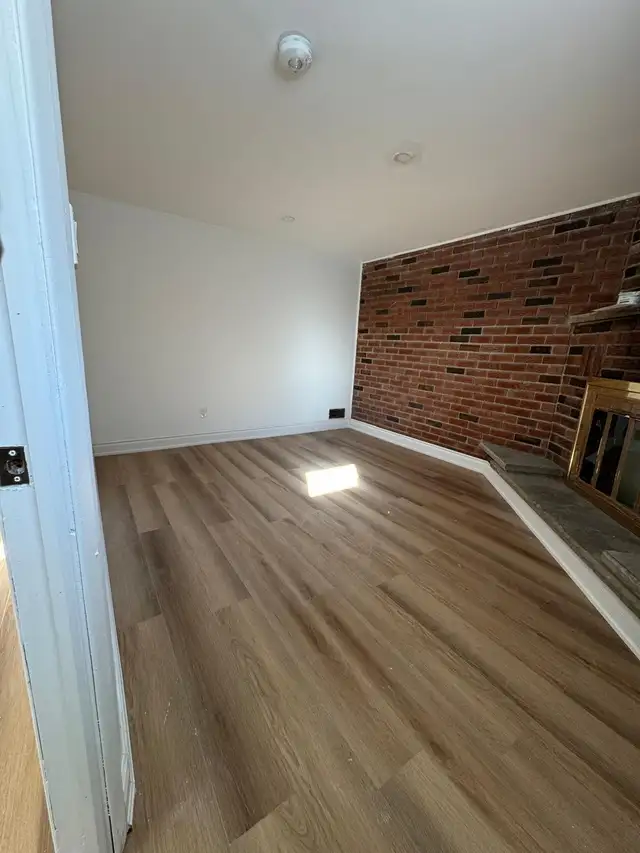 Modern 2-Bedroom Legal Walkout Basement | Prime Brampton Locatio - Photo 4