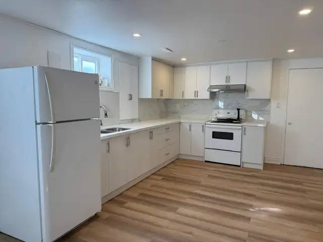 Modern 2-Bedroom Legal Walkout Basement | Prime Brampton Locatio - Photo 6