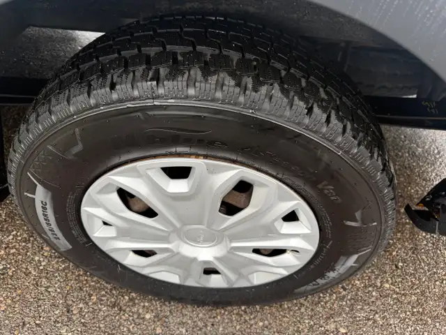 2015 Ford Transit Wagon Ford Transit - 12 Passengers - Photo 9