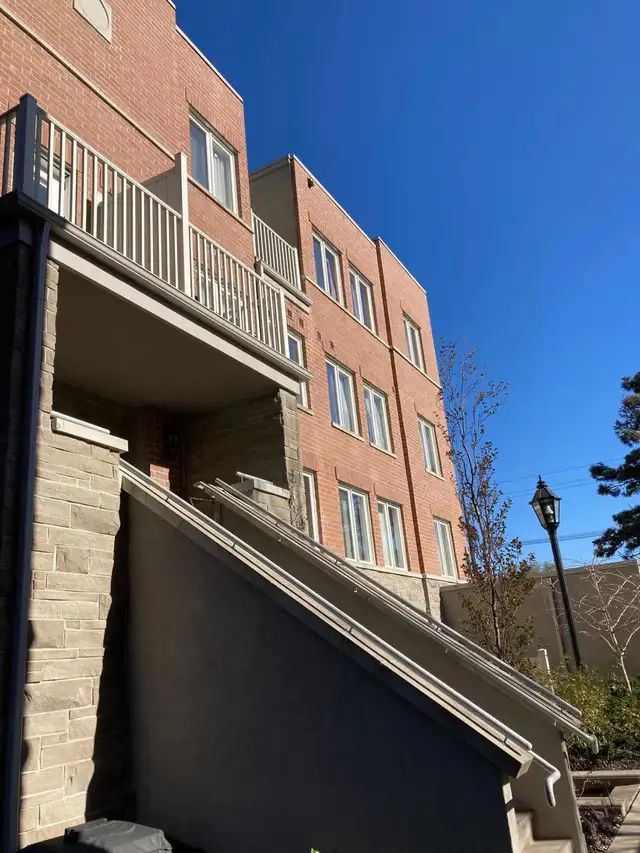 Etobicoke 2BR 1.5BR  Stacked Condo Townhouse for Rent