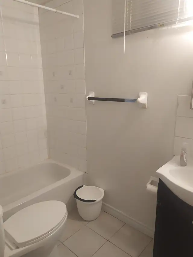 1 Bedroom basement w separate entrance from May 1st in Brampton - Photo 8
