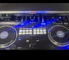 Pioneer Rev7  Dj controller with hardcase rev 7 rev-7