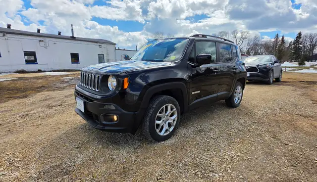 2016 Jeep Renegade North 4WD /LOW KM/LOCAL! - Photo 6