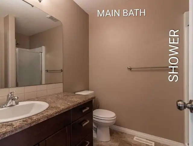 4 Bedroom Duplex for Rent – Norwood Area | Near College & Schoo - Photo 3