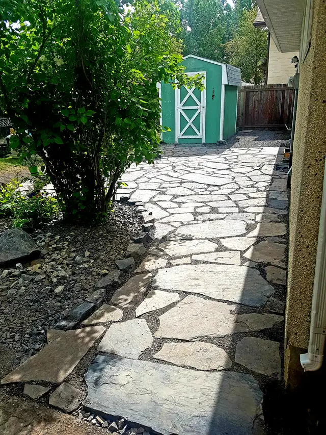 Free Estimates - Photo 2