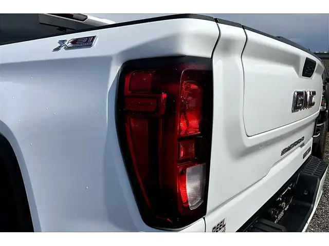 2021 GMC Sierra 1500 Elevation 5.3 V8 | X31 OffRoad Pkg | 4X4 - Photo 31
