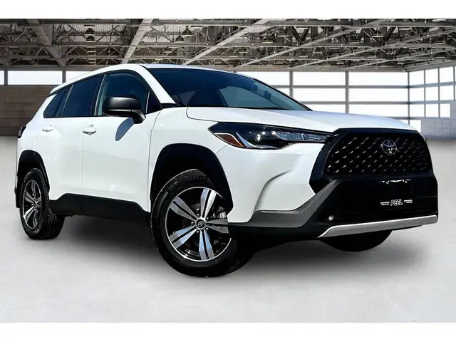 2022 Toyota Corolla Cross L | Heated Seats | SafetyTech | AWD - Photo 11