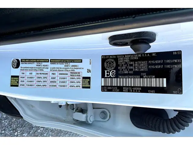 2022 Toyota Corolla Cross L | Heated Seats | SafetyTech | AWD - Photo 34