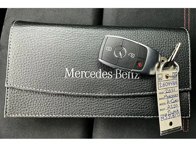 2021 Mercedes-Benz A-Class A250 | AMG Sport Pkg | Sunroof | NAV - Photo 10