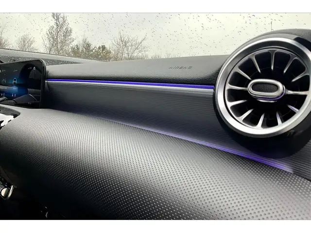 2021 Mercedes-Benz A-Class A250 | AMG Sport Pkg | Sunroof | NAV - Photo 16