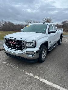 GMC Sierra SLE 2108 with only 77,000 Kms