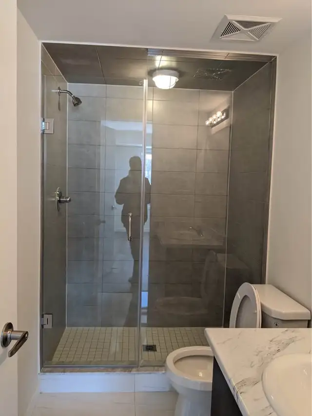 Pickering Townhouse | 2 Bed 2.5 Bathrooms | June 1 2026 - Photo 7