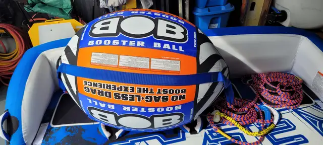 Airhead booster ball Towable for a 4 rider tube NEW Unused