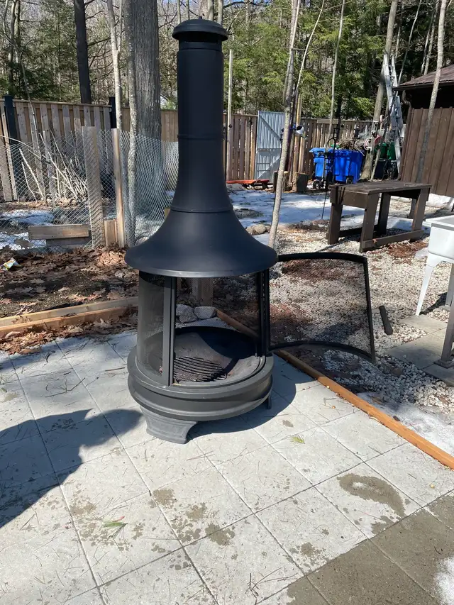 Wood Fire Pit - Photo 2