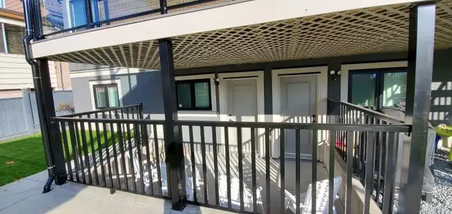 Female - (1) fully furnished room - available May 1st, 26 - Photo 10