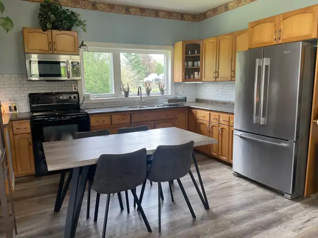 ROOM AVAILABLE ON HORSE HOBBY FARM - Photo 4