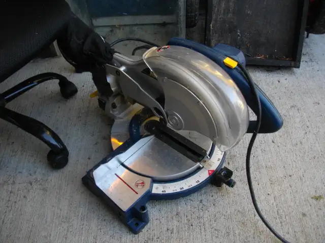 MASTERCRAFT CHOP SAW...  (NEEDS BLADE) - Photo 2