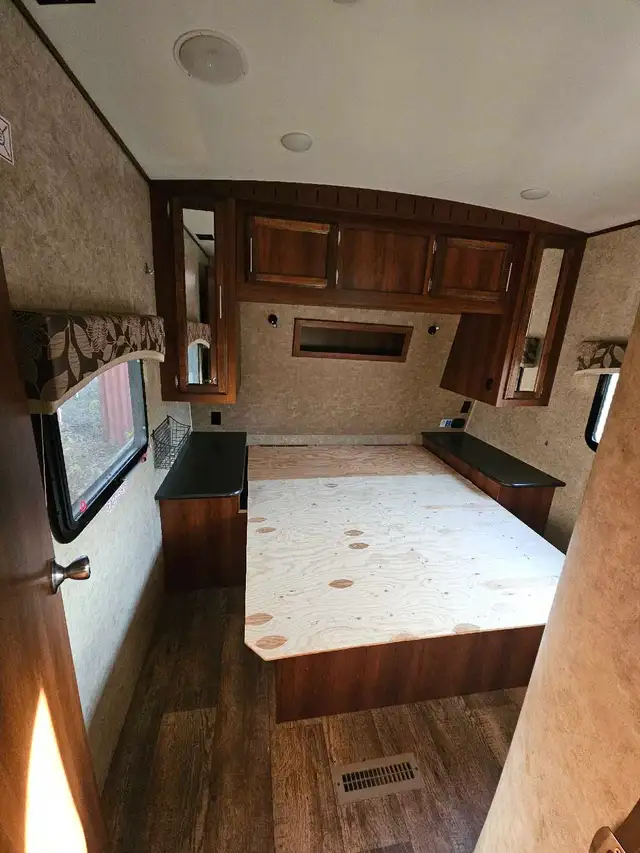 2006 Jayco Eagle 32' - Photo 7
