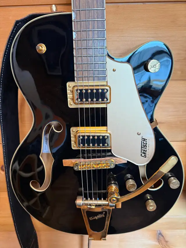 Guitard for sale - Photo 3