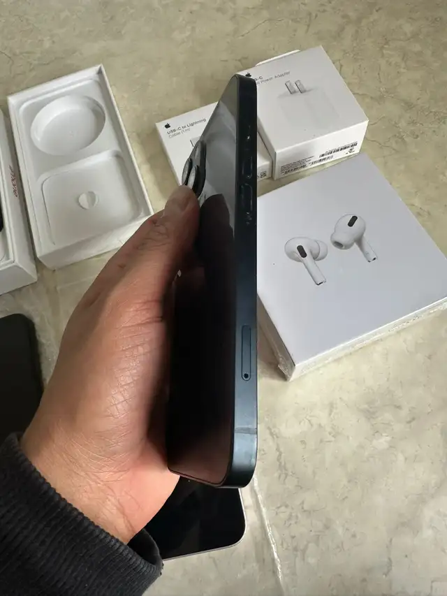iPhone 13 128gb Airpods/Charger Set/Delivery - Photo 5