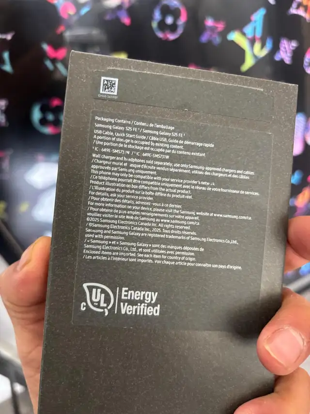 Samsung S25 FE 128GB Airpods/Charger Set/Delivery - Photo 2