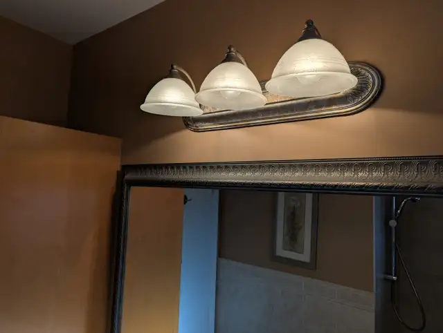 Complete Bathroom Maple Wood Cabinetry  5 piece - Photo 8